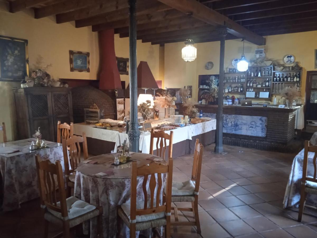 Cortijo Carrillo Bed & Breakfast Cartaojal Exterior photo