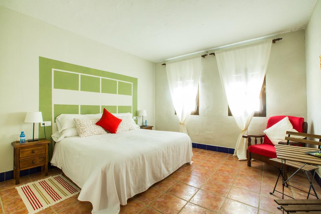 Cortijo Carrillo Bed & Breakfast Cartaojal Exterior photo