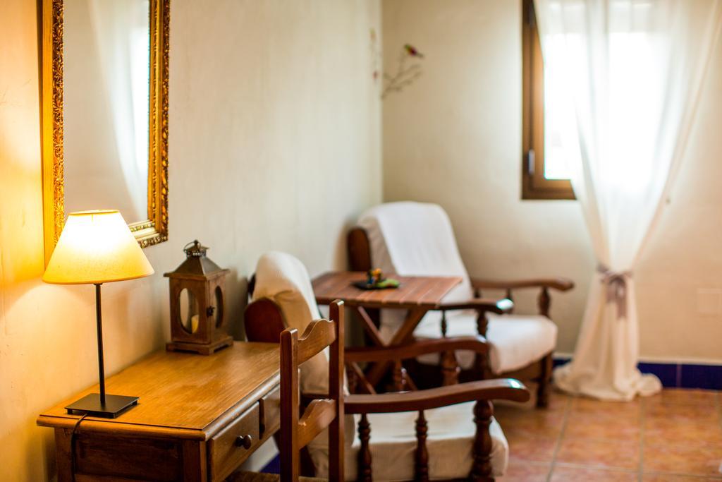 Cortijo Carrillo Bed & Breakfast Cartaojal Exterior photo