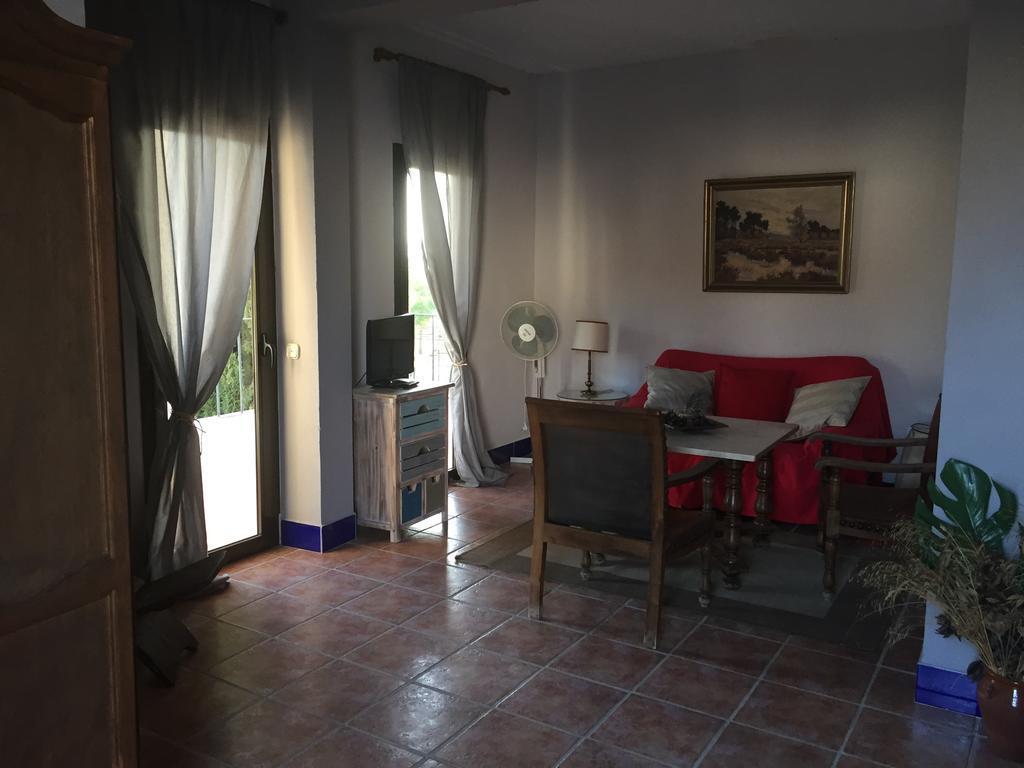 Cortijo Carrillo Bed & Breakfast Cartaojal Exterior photo