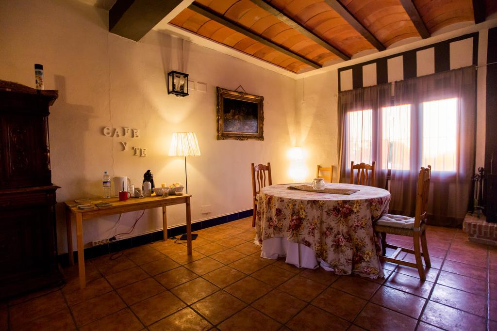 Cortijo Carrillo Bed & Breakfast Cartaojal Exterior photo