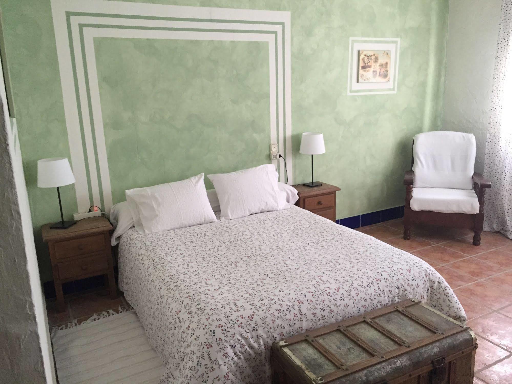 Cortijo Carrillo Bed & Breakfast Cartaojal Exterior photo