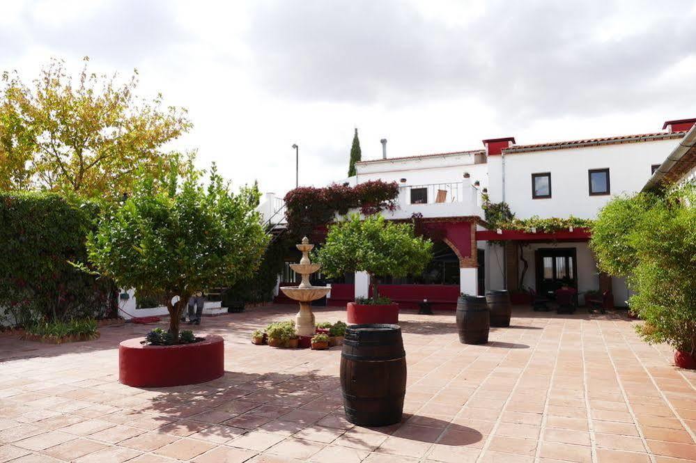 Cortijo Carrillo Bed & Breakfast Cartaojal Exterior photo