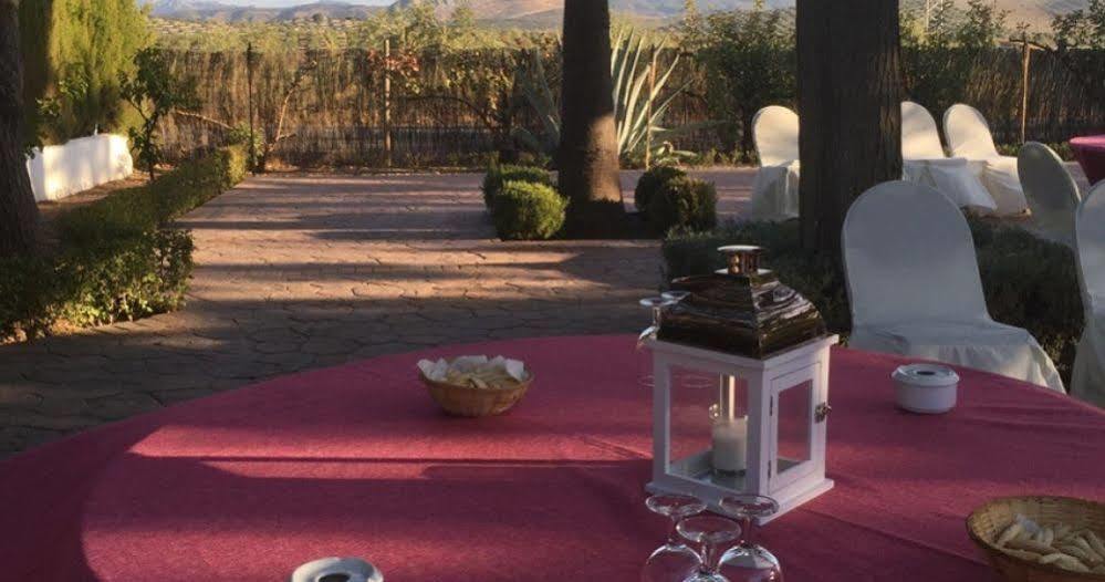 Cortijo Carrillo Bed & Breakfast Cartaojal Exterior photo